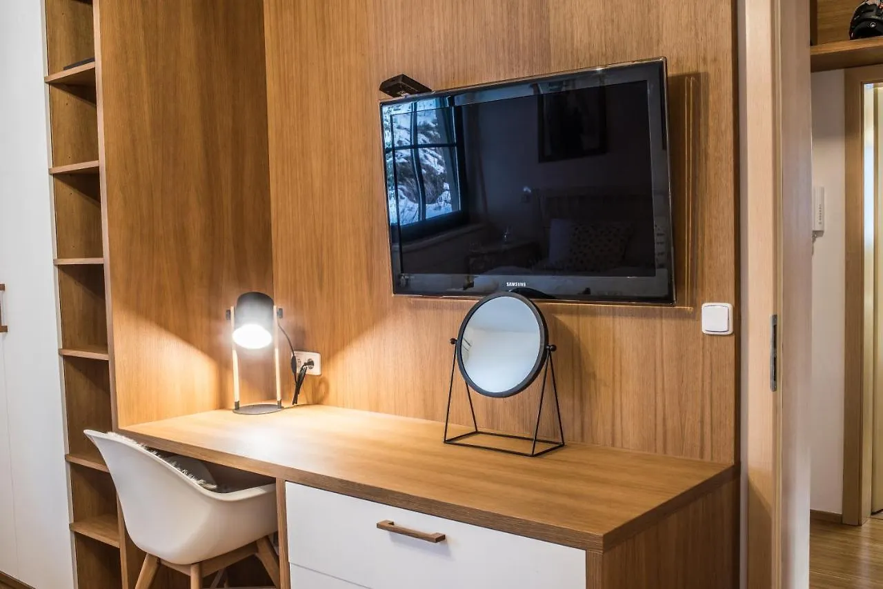 Savoy Luxury Apartment Spindleruv Mlyn Czech Republic